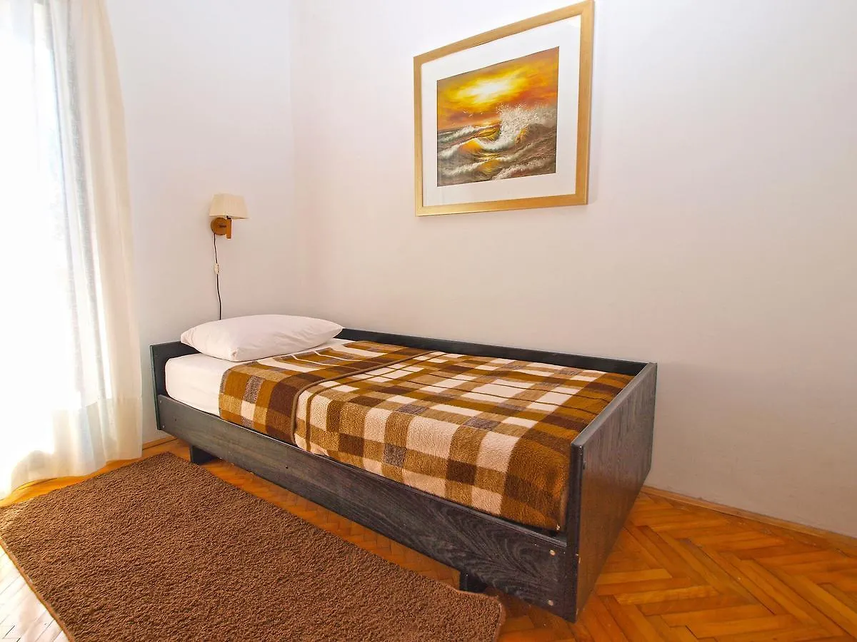 Apartments Velimir 421 Fažana