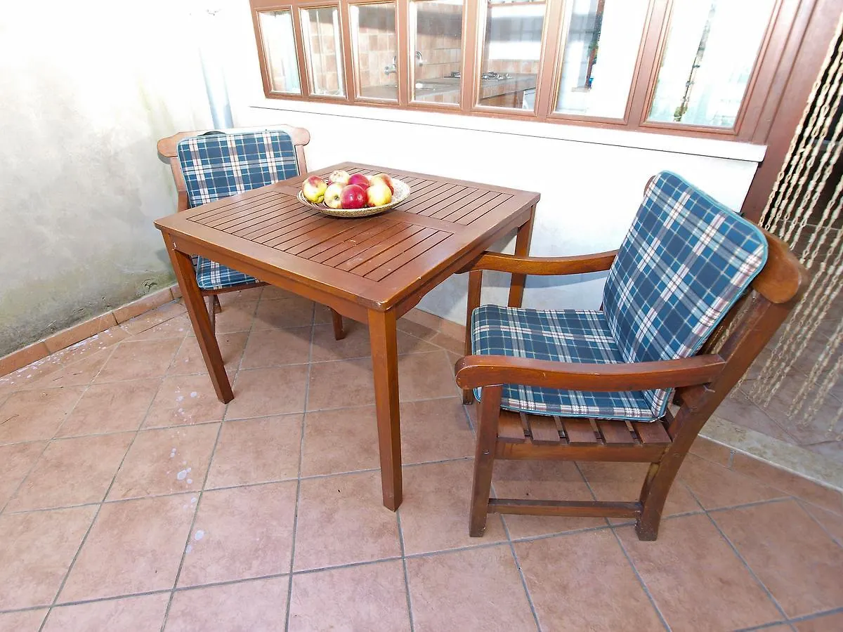 Apartments Velimir 421 Fazana 0*,  Croatia