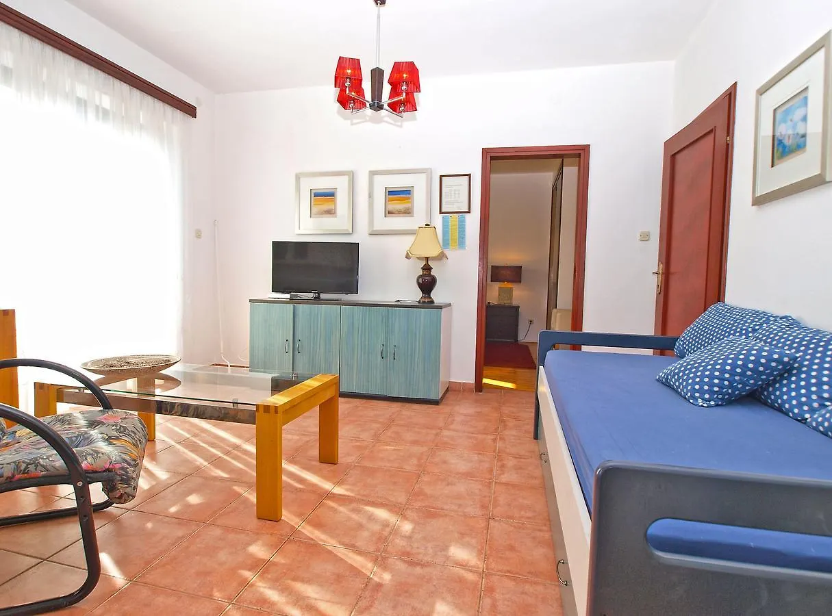 Apartments Velimir 421 Fazana