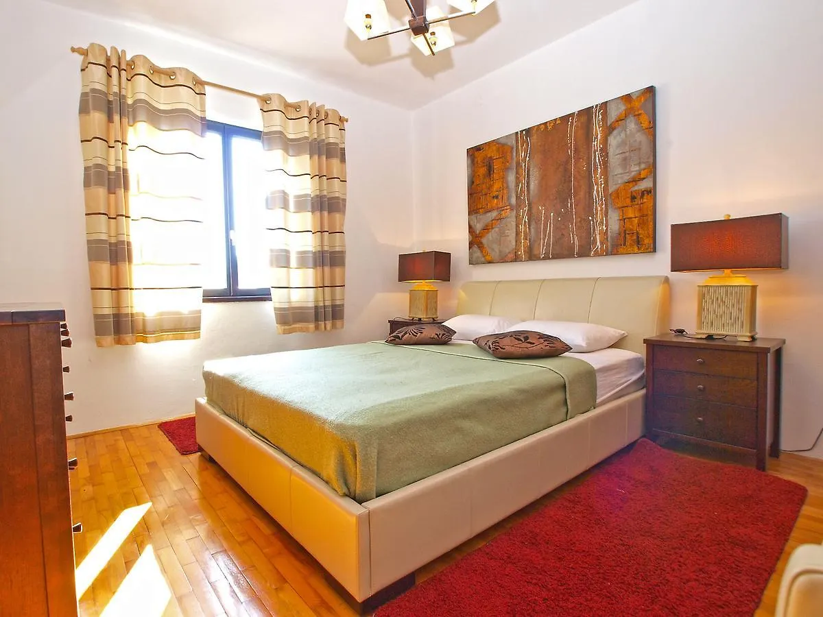 Apartments Velimir 421 Fažana Croazia