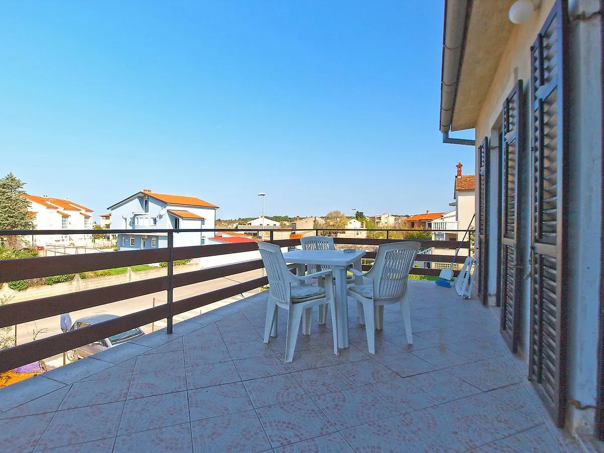 Apartments Velimir 421 Fažana